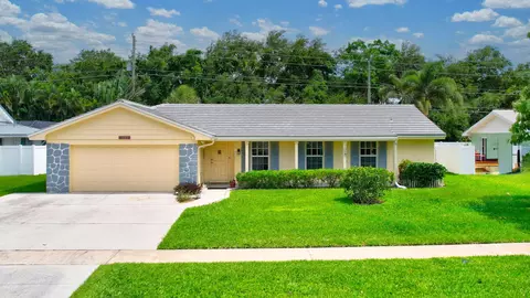 1930 Ardley Rd, Juno Beach, FL 33408