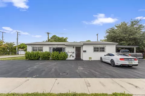 17320 NW 27th Ave, Miami Gardens, FL 33056