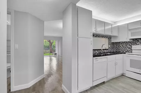 3564 N University Dr #A-5, Coral Springs, FL 33065