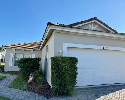 827 SW Rocky Bayou Ter, Port Saint Lucie, FL 34986