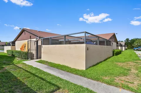 4773 Sunny Palm Cir #A, West Palm Beach, FL 33415