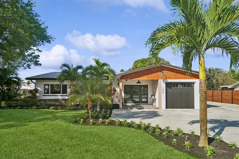 1476 NW Pine Lake Dr, Stuart, FL 34994 photo 1