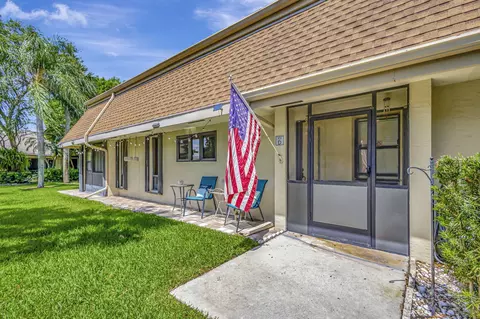 101 Half Moon Cir #D, Jupiter, FL 33458