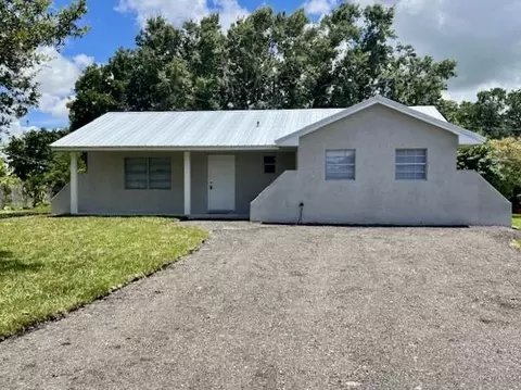 430 Coconut Ct, South Bay, FL 33493