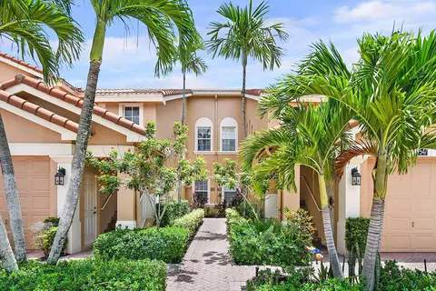 7551 SW Herrington Ln, Stuart, FL 34997