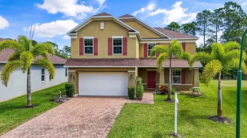 687 NE Moss Rose Pl, Port Saint Lucie, FL 34983