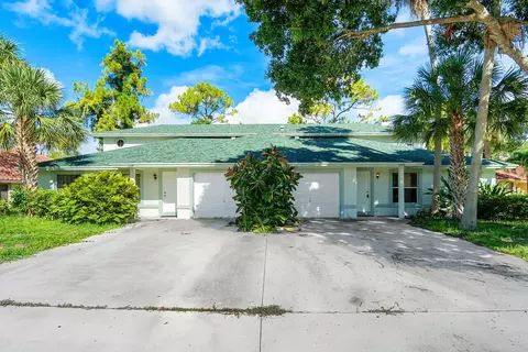 1135 Staghorn St, Wellington, FL 33414