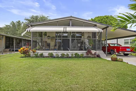 7936 SE Independence Ave, Hobe Sound, FL 33455