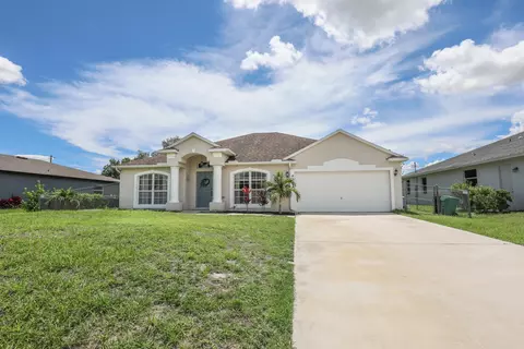 4482 SW Gadshaw Rd, Port Saint Lucie, FL 34953