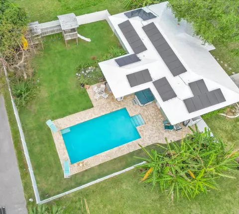 257 Bimini Dr, Hutchinson Island, FL 34949