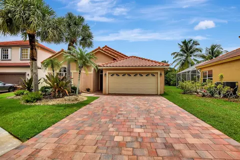 21790 Philmont Ct, Boca Raton, FL 33428