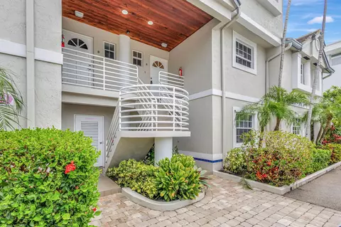 2810 NE 30th St #E, Fort Lauderdale, FL 33306