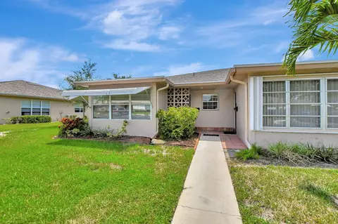 1285 High Point Pl N #A, Delray Beach, FL 33445