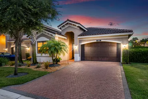 14593 Alabaster Ave, Delray Beach, FL 33446