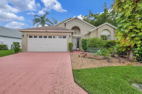 361 Hammocks Trl, Greenacres, FL 33413