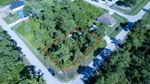 3319 72nd St W, Lehigh Acres, FL 33971