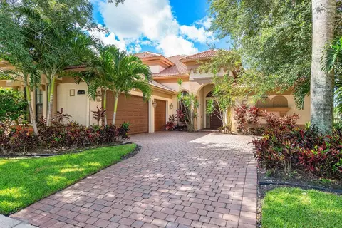 15541 Glencrest Ave, Delray Beach, FL 33446