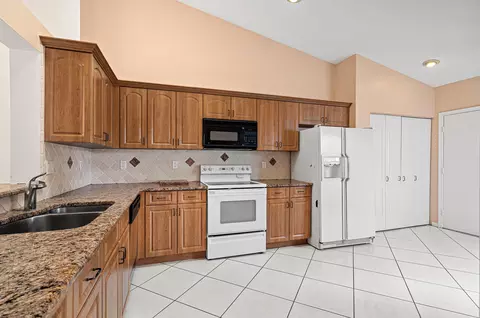 7611 Seafoam Court A Ct, Boynton Beach, FL 33437