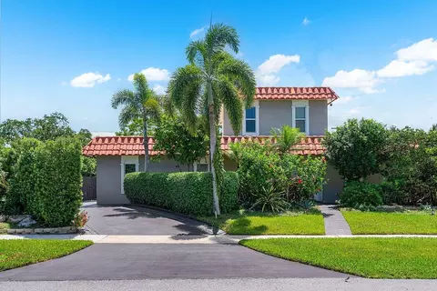 401 NW 13th Dr, Boca Raton, FL 33486