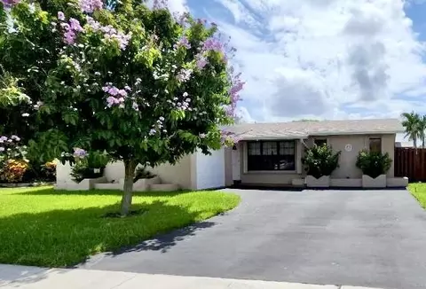 4171 NW 113 Ave, Sunrise, FL 33323
