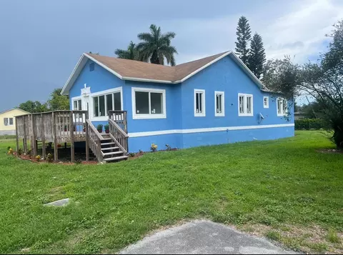 242 NW 3rd Ave, South Bay, FL 33493