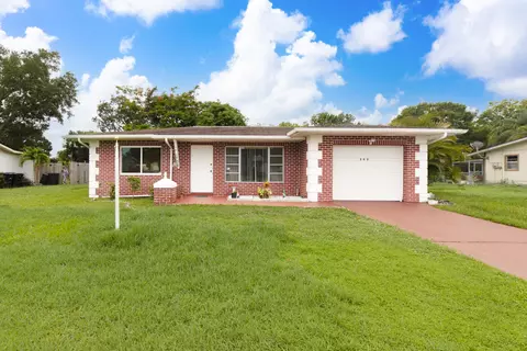 262 SW Lucero Dr, Port Saint Lucie, FL 34983