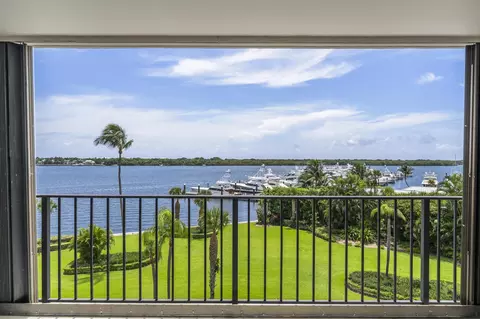 124 Lakeshore Dr #531, North Palm Beach, FL 33408