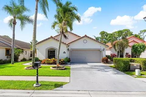 10496 Lexington Cir S, Boynton Beach, FL 33436