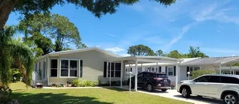 851 Tamarind Cir, Barefoot Bay, FL 32976