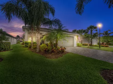 11686 SW Golden Falls Ln, Port Saint Lucie, FL 34987