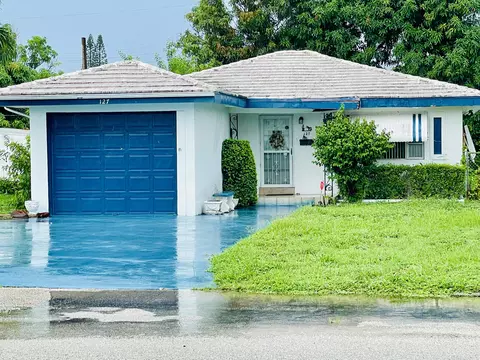 127 NW 8th Ave, Delray Beach, FL 33444