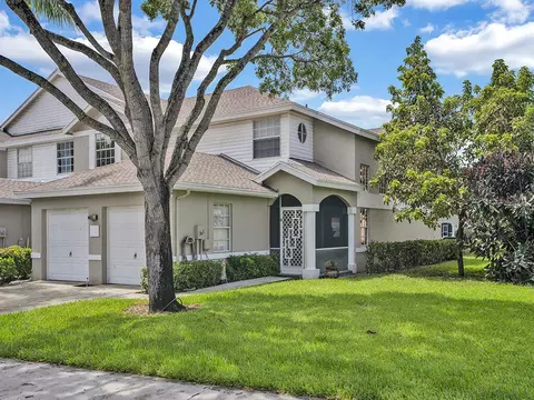 9082 Boca Gardens Pkwy #D, Boca Raton, FL 33496