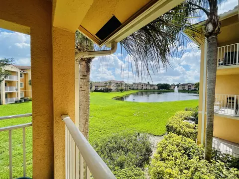 241 SW Palm 202 Dr #202, Port Saint Lucie, FL 34986