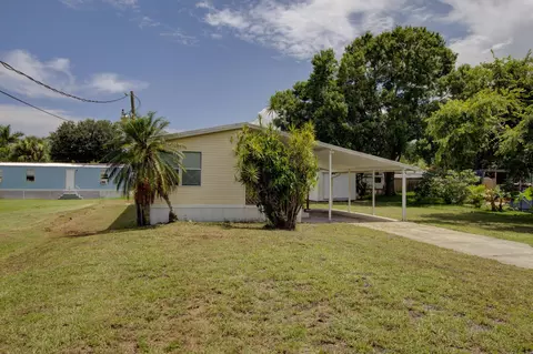 3722 SE 32nd Ln, Okeechobee, FL 34974