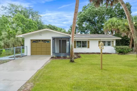 7406 Pacific Ave, Fort Pierce, FL 34951