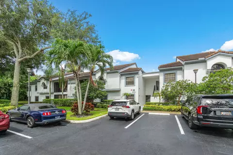 5475 Verona Dr #K, Boynton Beach, FL 33437