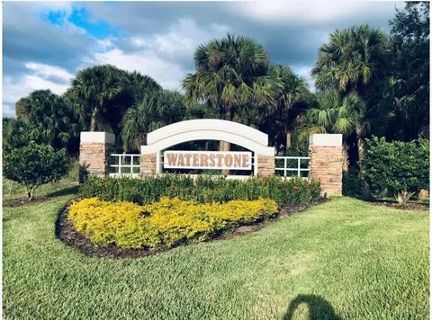 5607 Lugo St, Fort Pierce, FL 34951