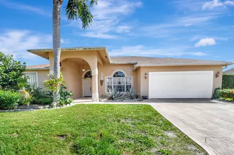1192 W Hatteras Cir W, Greenacres, FL 33413