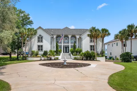 837 Choctaw Ln, Destin, FL 32550