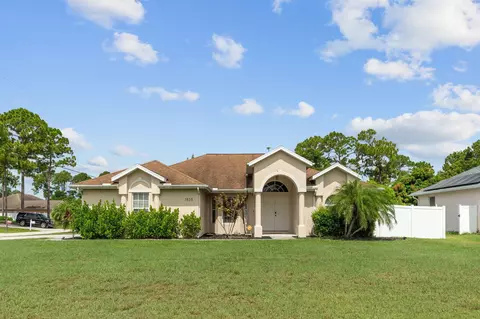 1838 SW California Blvd, Port Saint Lucie, FL 34953