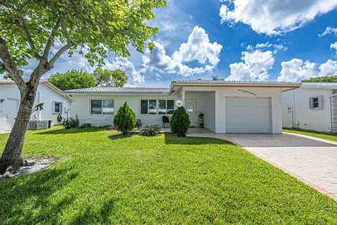 1125 NW 90th Way, Plantation, FL 33322