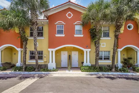 2620 Pierce St #A3, Hollywood, FL 33020