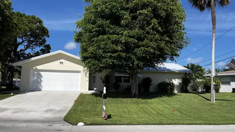 9801 Dahlia Ave, Palm Beach Gardens, FL 33410