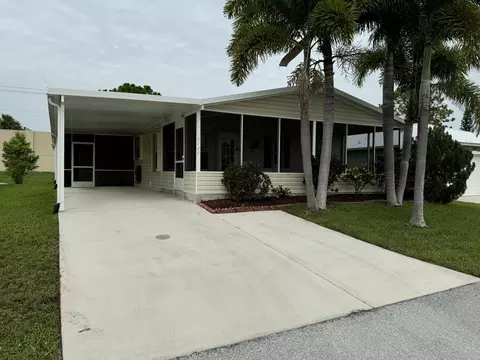 6747 Dulce Real Avenue Ave, Fort Pierce, FL 34951