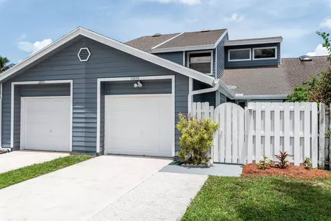 12698 Westhampton Cir, Wellington, FL 33414