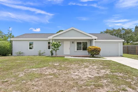 1742 SE Burgundy Ln, Port Saint Lucie, FL 34952
