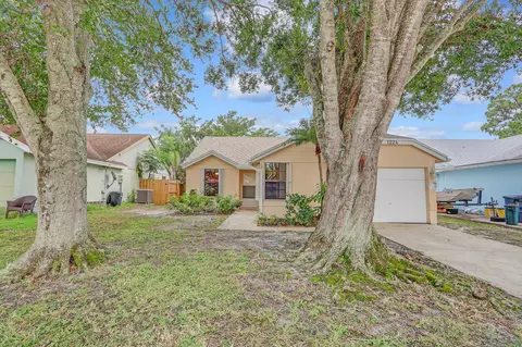 1224 Arapaho St, Jupiter, FL 33458