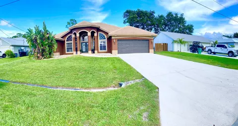 2591 SW Calender St, Port Saint Lucie, FL 34953