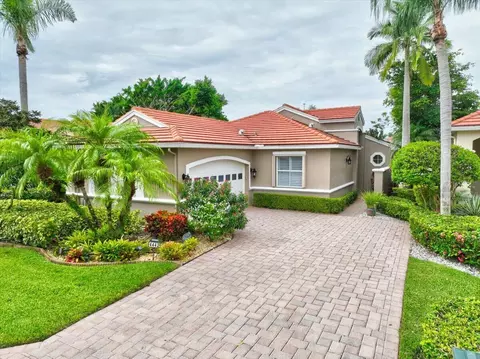 4442 Hazleton Ln, Lake Worth, FL 33449