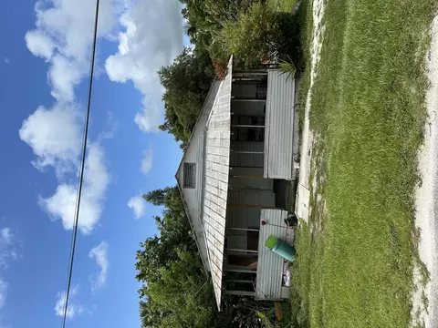 1614 SW 9th St, Okeechobee, FL 34974